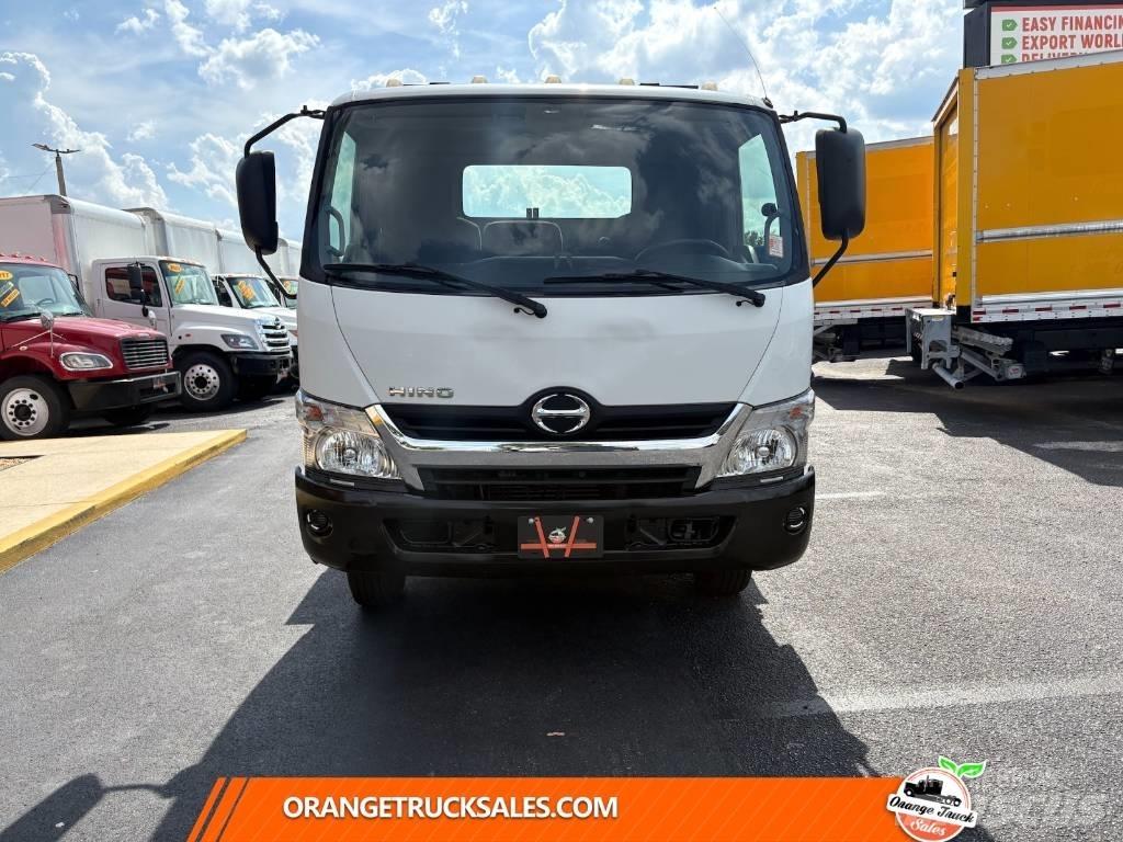 Hino 155 レッカー車