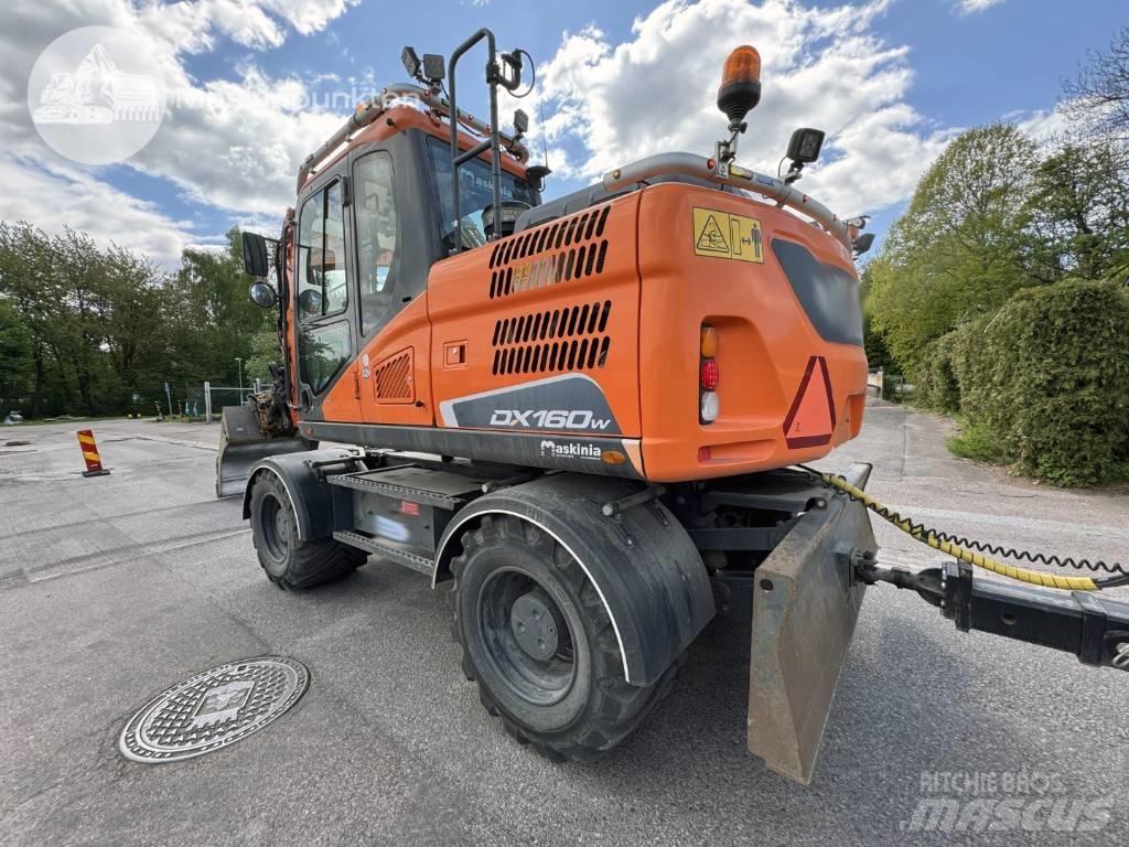 Doosan DX 160 W ホイール式油圧ショベル（パワーショベル・ユンボ・バックホー）