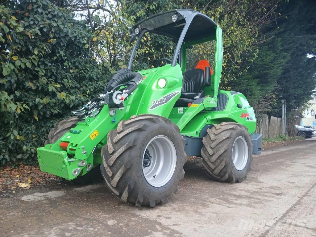 Avant 760i 多目的ローダー