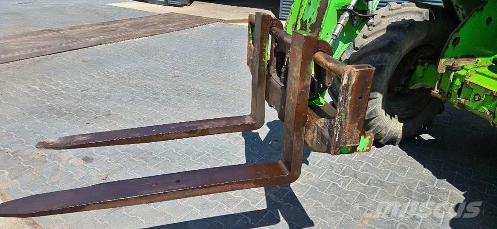 Merlo P40.7 テレスコーピックハンドラー