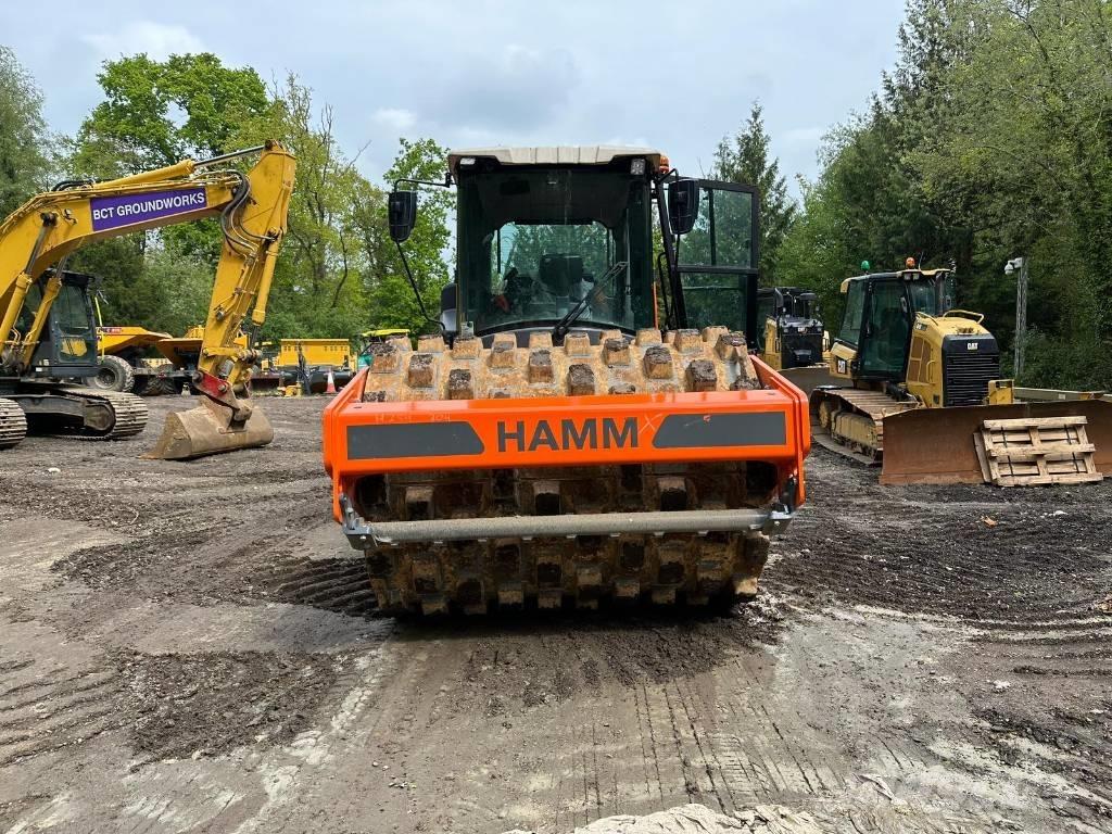 Hamm HC 130i 振動ローラ