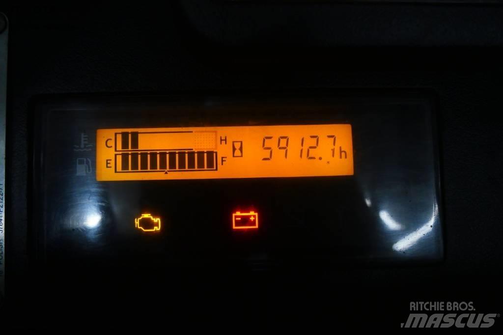 Toyota 02-8 FGF 25 LPGフォークリフト