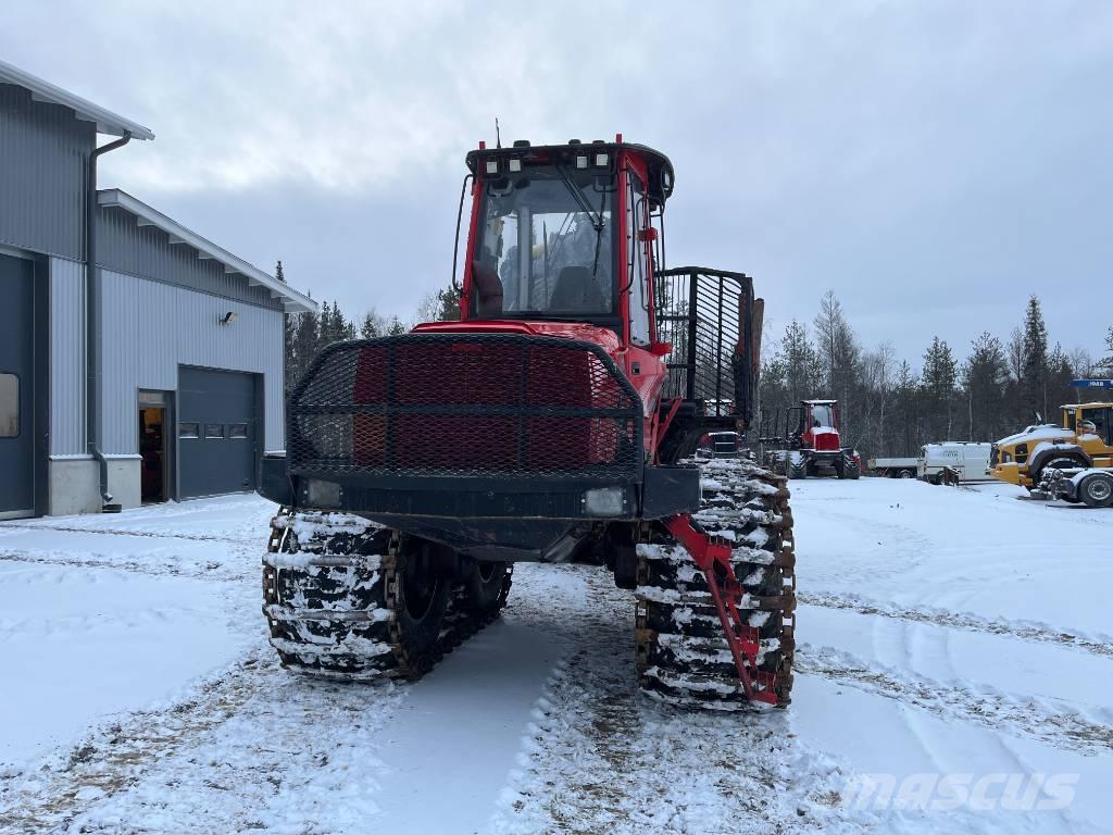 Komatsu 895 フォワーダー