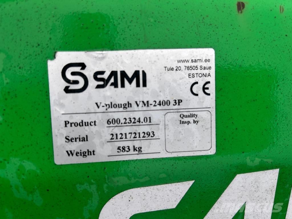 Sami VB2400 スノーブレードとプラウ