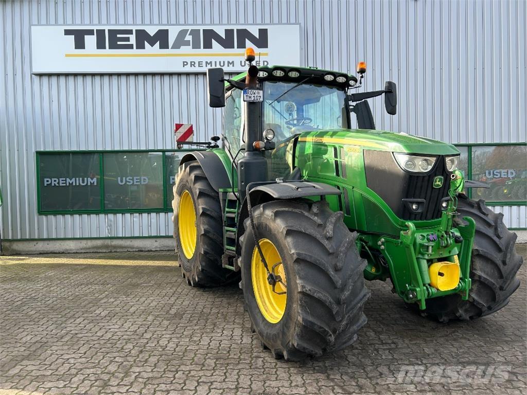 John Deere 6250R トラクター