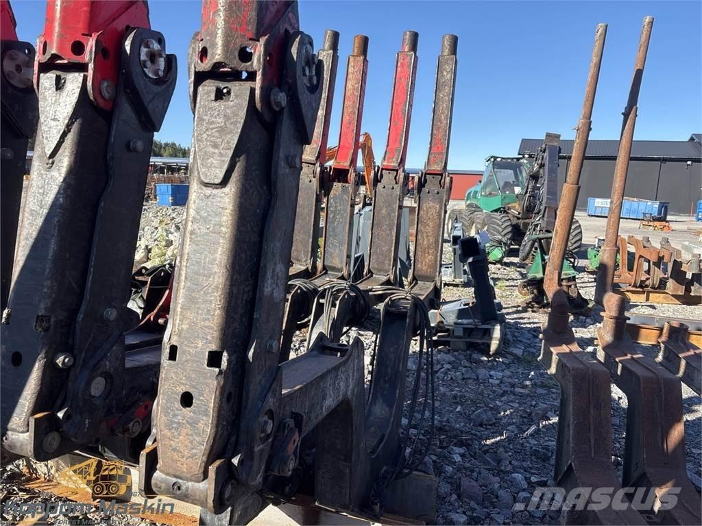 Komatsu 875 その他部品