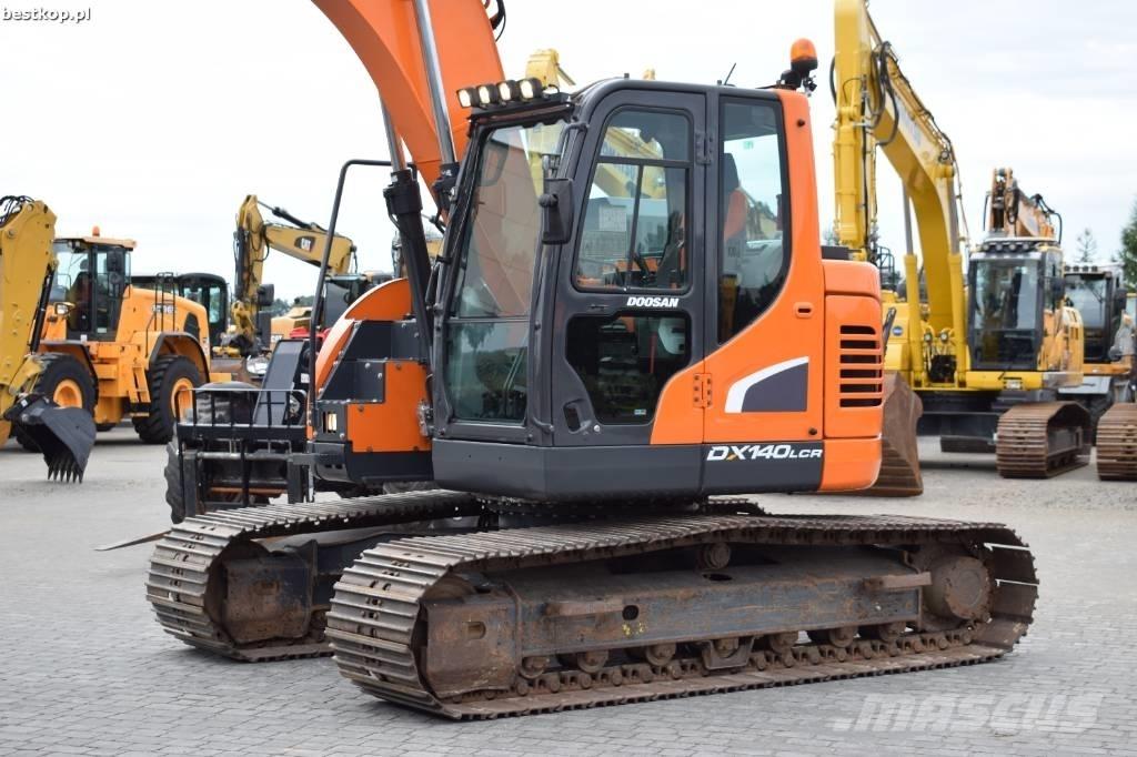 Doosan DX 140 LCR-5 大型油圧ショベル12t以上（パワーショベル・ユンボ）