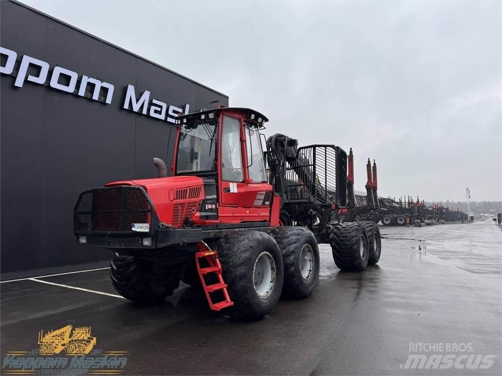Komatsu 895 フォワーダー