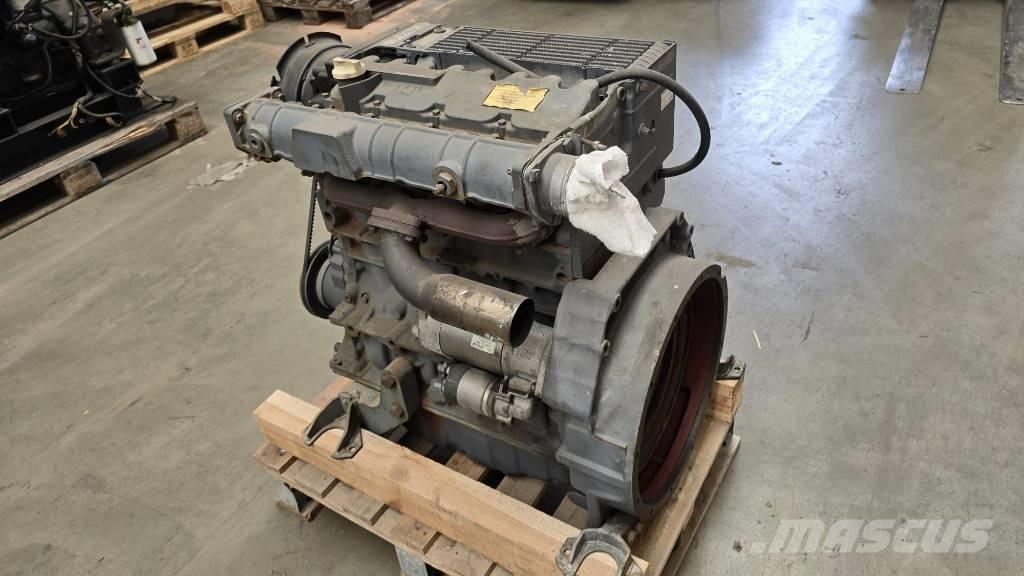 Deutz D2011L04I エンジン