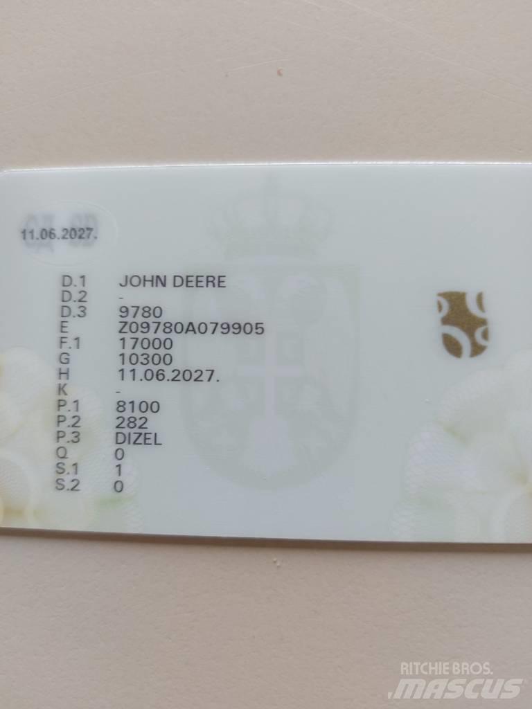 John Deere 9780 CTS コンバイン