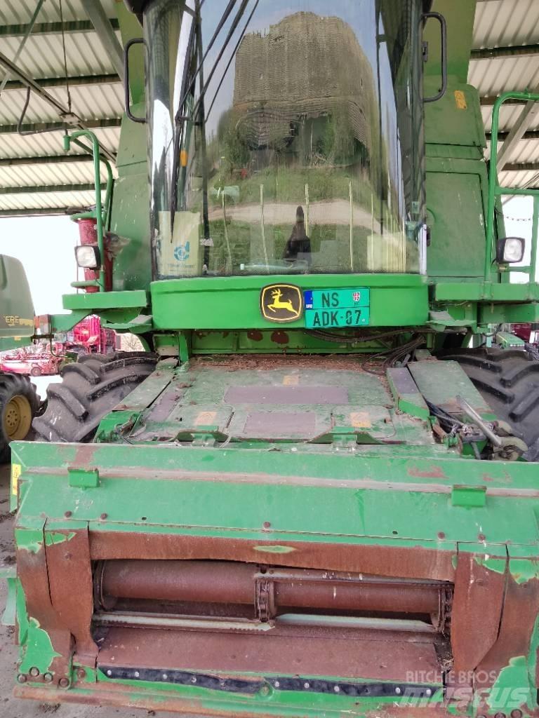 John Deere 9780 CTS コンバイン