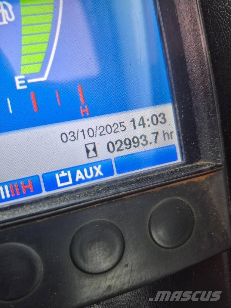 Takeuchi TB 250 ミニ油圧ショベル 7t以下（ミニユンボ・ミニディガー）