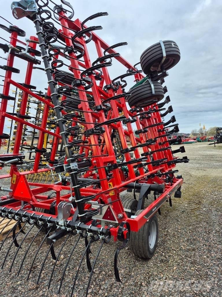 Kverneland Tiger 7 パワーハローとロータリーハロー
