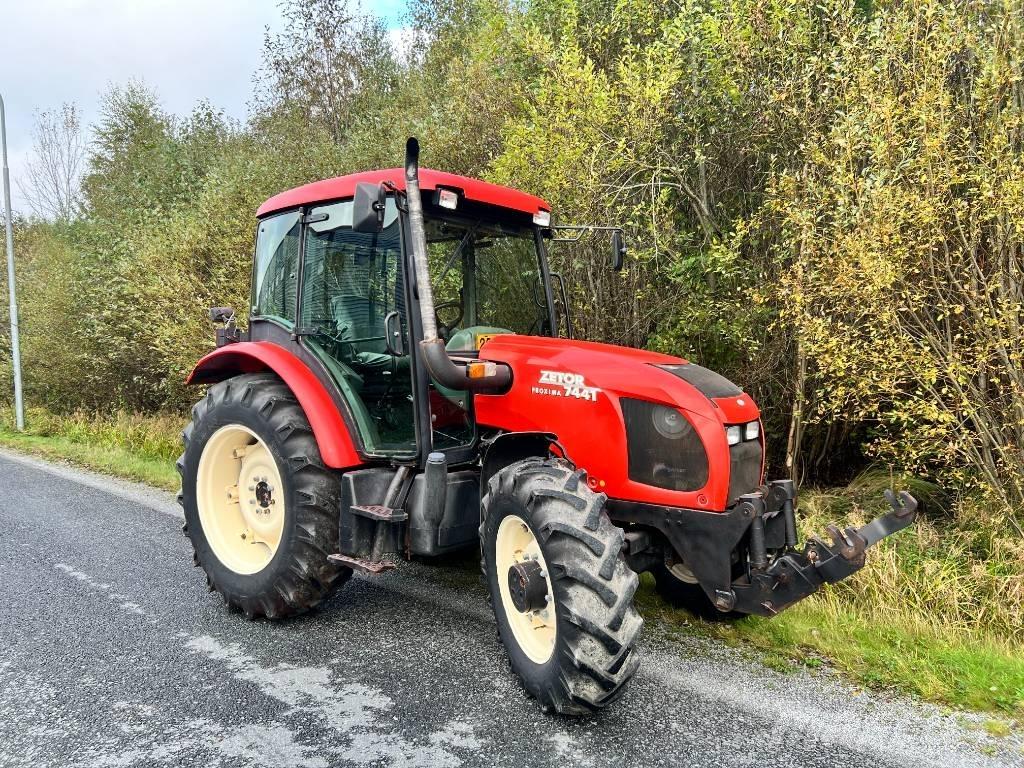 Zetor 7441 PROXIMA トラクター
