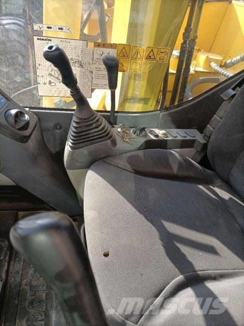 Komatsu PC 70 大型油圧ショベル12t以上（パワーショベル・ユンボ）
