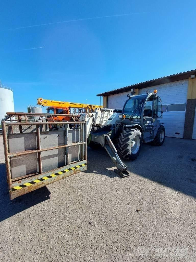 Terex 4514 テレスコーピックハンドラー