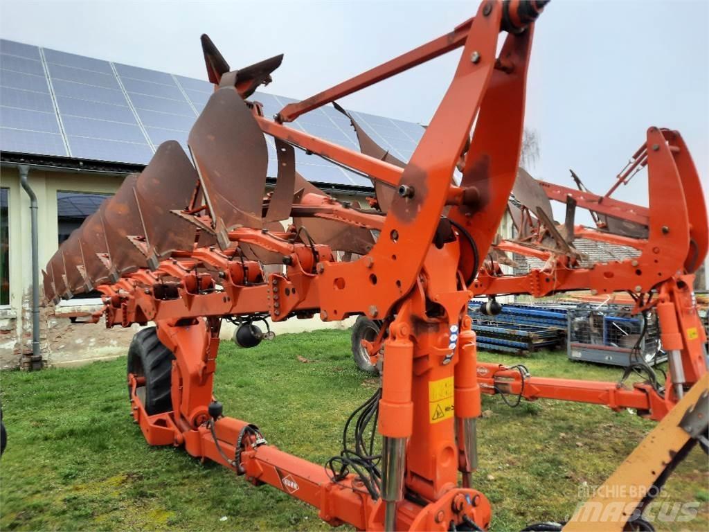 Kuhn VLD8H-7-Schar プラウ