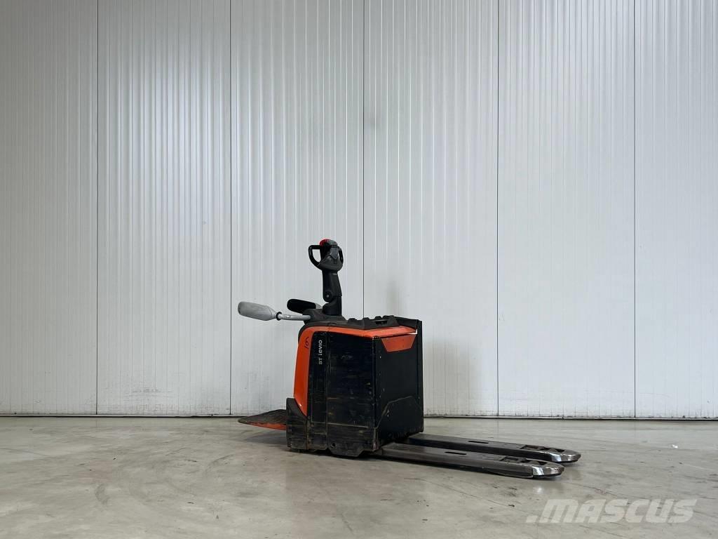 BT LPE250 ローリフトとプラットフォーム