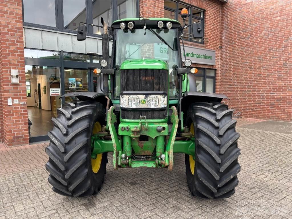 John Deere 6830 トラクター