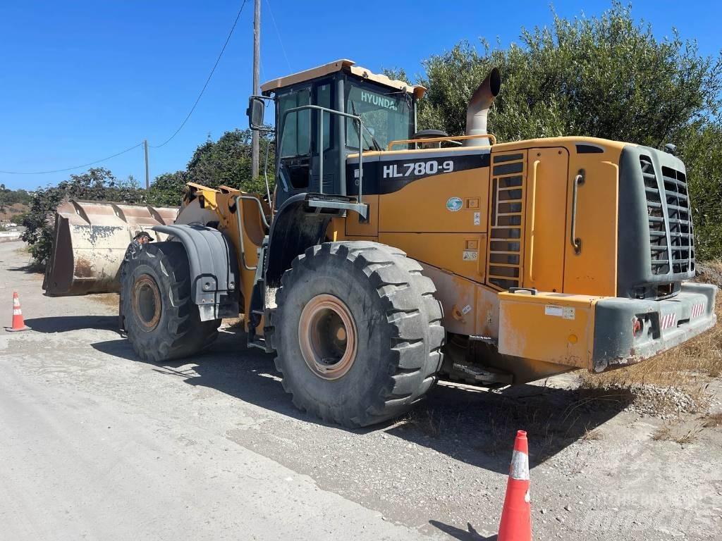 Hyundai HL 780-9 ホイールローダー・タイヤショベル