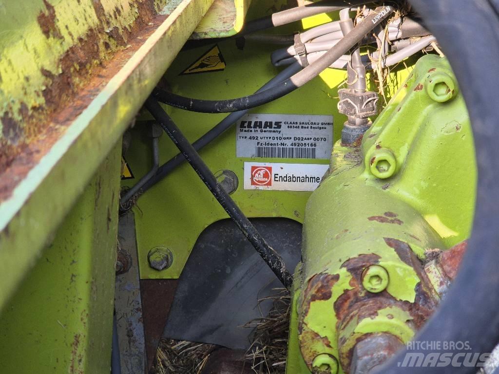 CLAAS Jaguar 850 自走式フォレージハーベスター