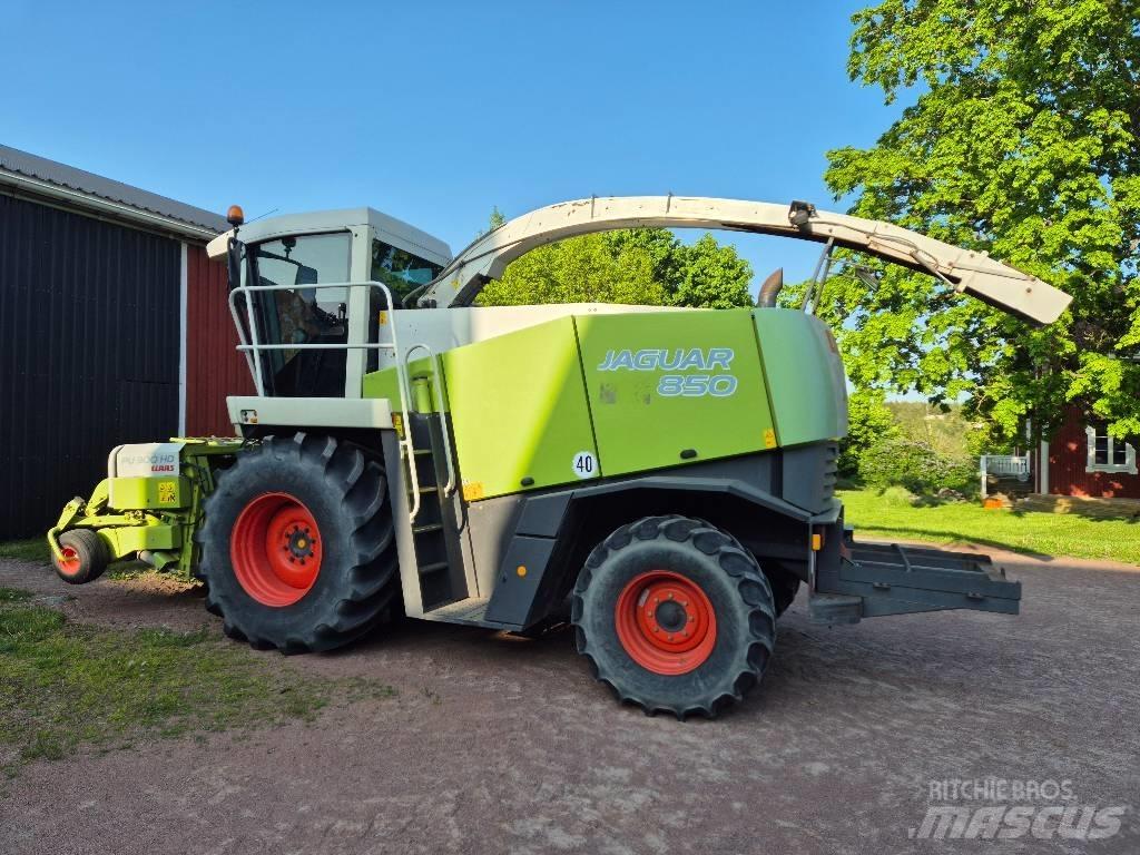 CLAAS Jaguar 850 自走式フォレージハーベスター