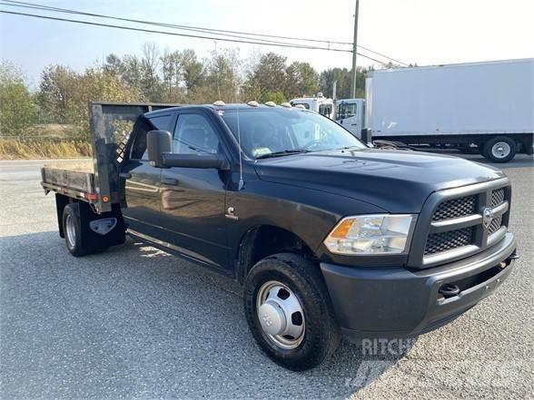 Dodge RAM 3500 平ボディー