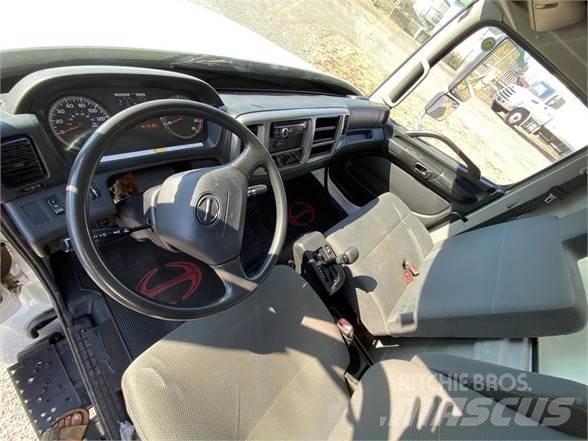 Hino 338 ボックスボディー、ウイング、箱車