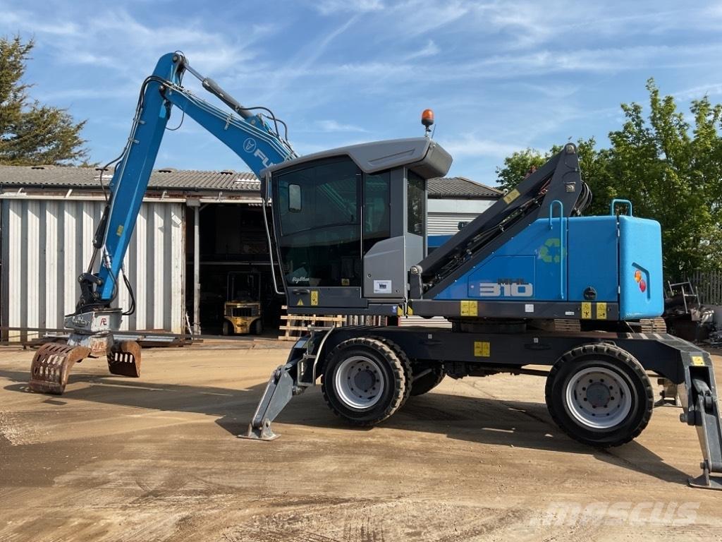 Fuchs MHL310 S5 廃棄物並び替え設備