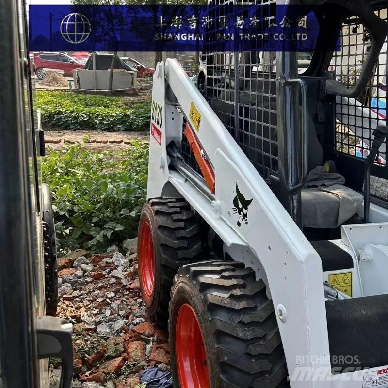 Bobcat S 130 スキッドステアローダー