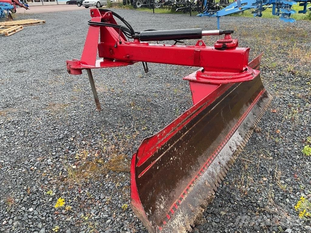 Vama 300 JH 2 道路用レーキ