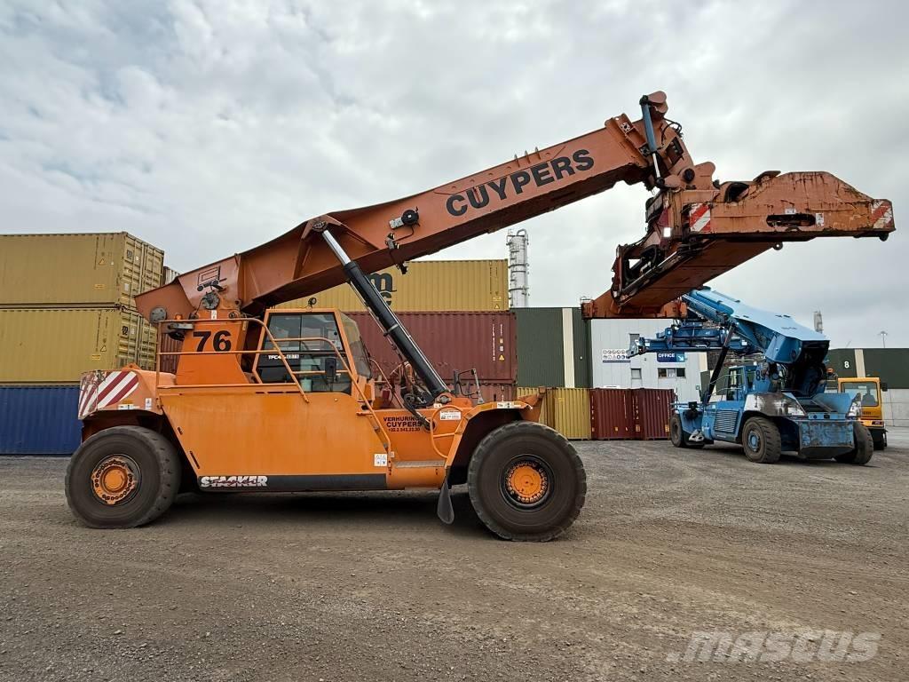 Terex PPM TFC45RHC リーチスタッカー