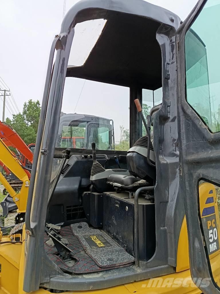 Komatsu PC 50 MR ミニ油圧ショベル 7t以下（ミニユンボ・ミニディガー）