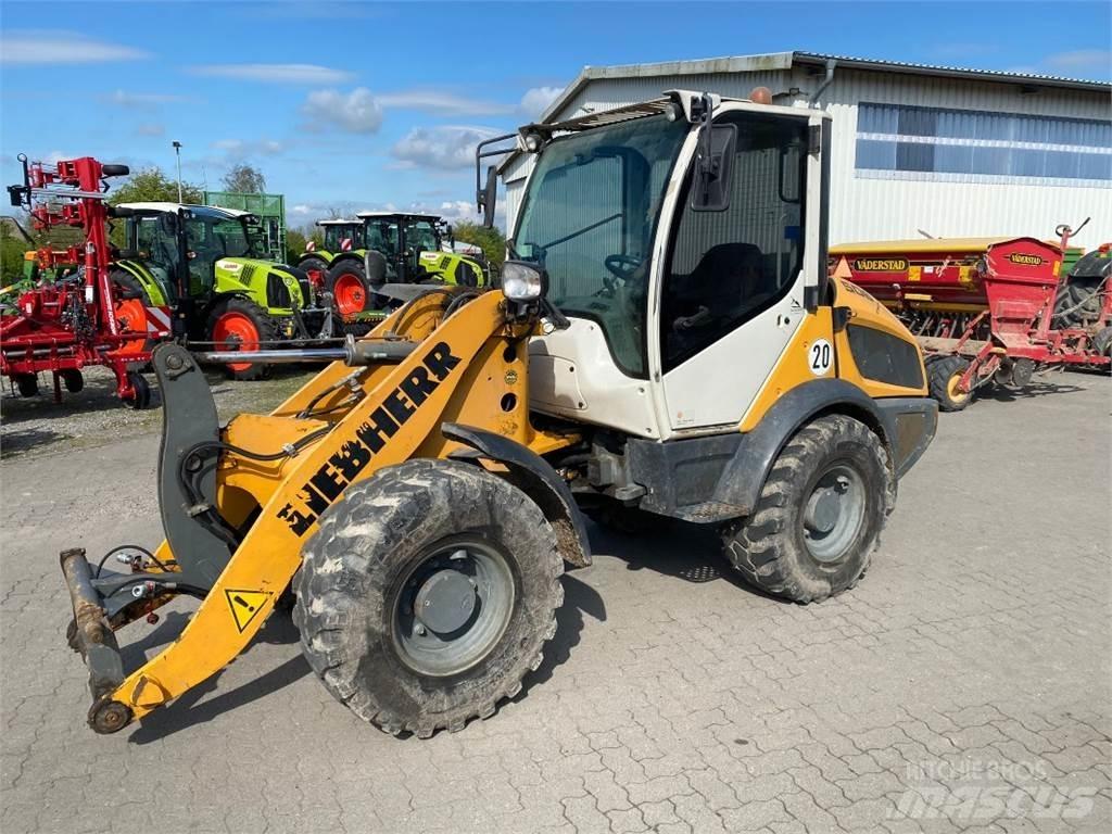 Liebherr L 506 C ホイールローダー・タイヤショベル