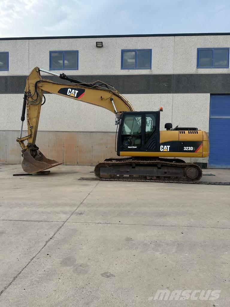 CAT 323 D LN 大型油圧ショベル12t以上（パワーショベル・ユンボ）
