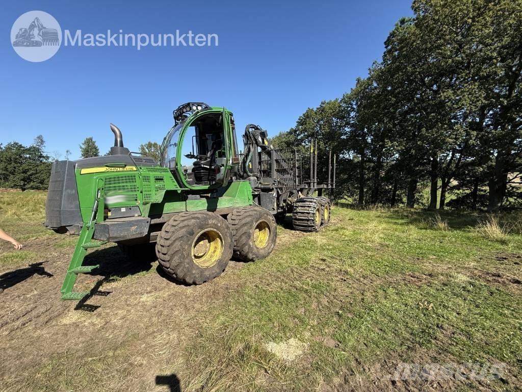 John Deere 1510 G フォワーダー