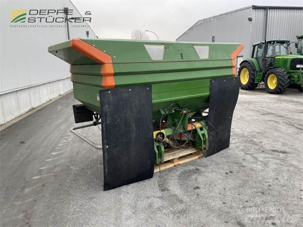 Amazone ZAM 1500 ミネラル散布機