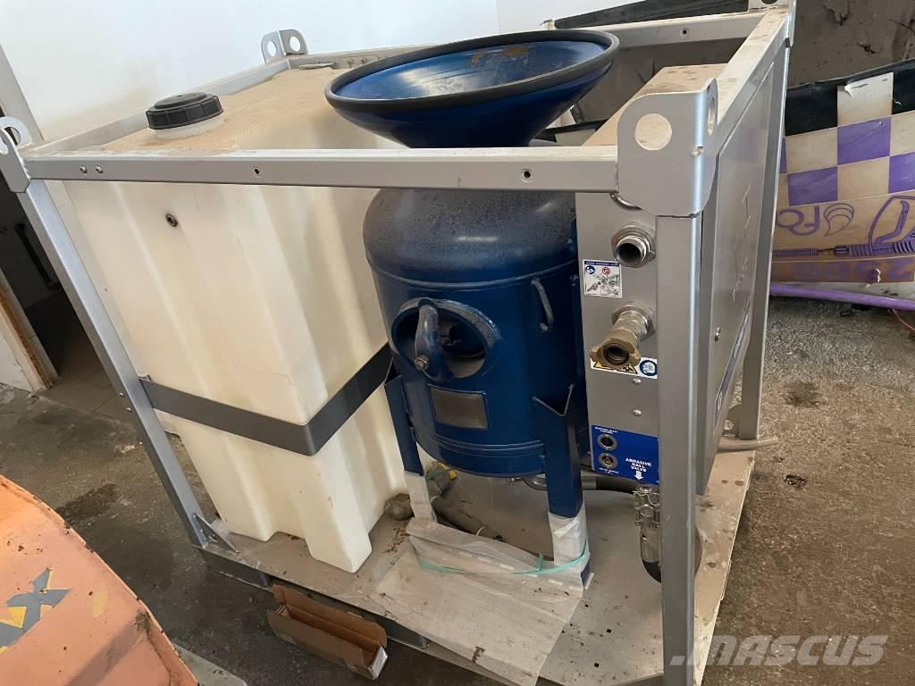 Graco EcoQuip EQs 砂と塩撒き専用車