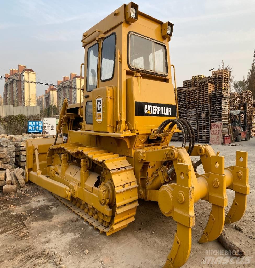 CAT D 6 D ブルドーザー