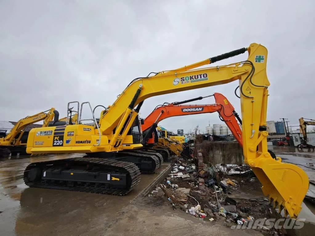 Komatsu PC 220-8 大型油圧ショベル12t以上（パワーショベル・ユンボ）