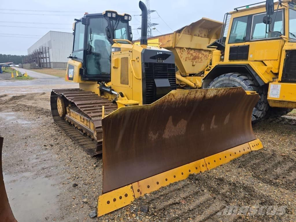 CAT D 6 K 2 LGP ブルドーザー
