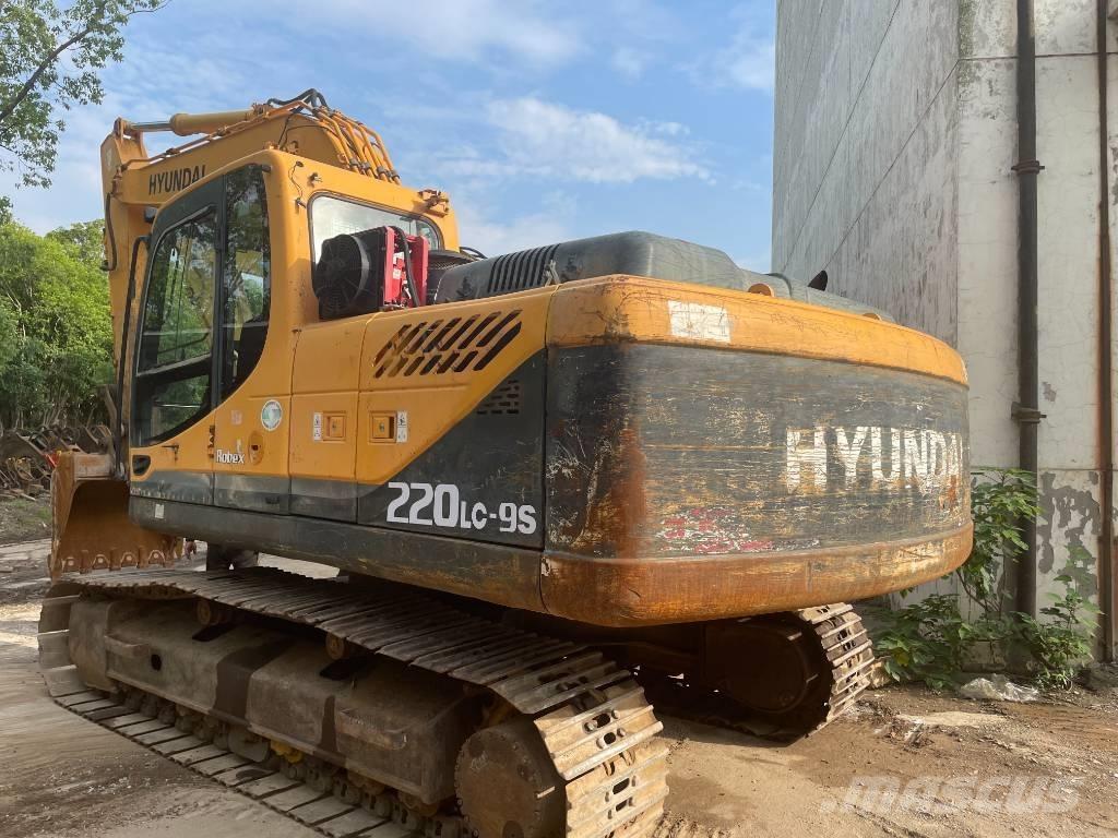 Hyundai 220LC-9S 大型油圧ショベル12t以上（パワーショベル・ユンボ）