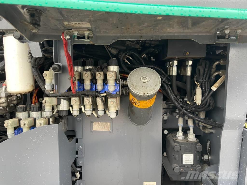 Vögele SUPER 1300-3I アスファルトフィニッシャ