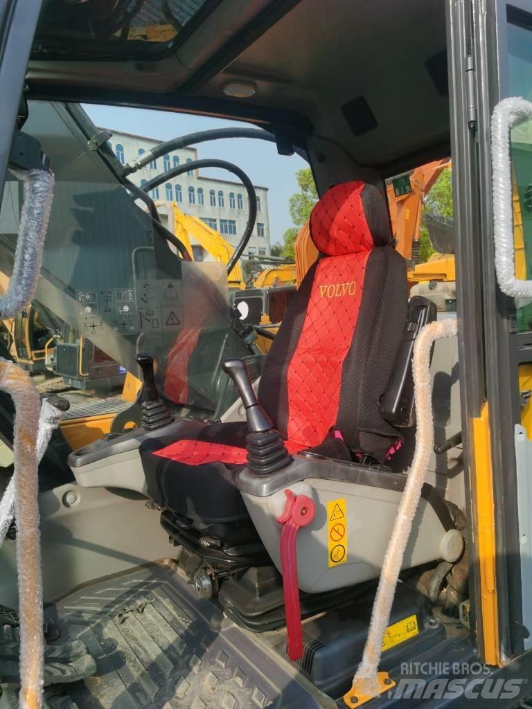 Volvo EC 250 D L 大型油圧ショベル12t以上（パワーショベル・ユンボ）
