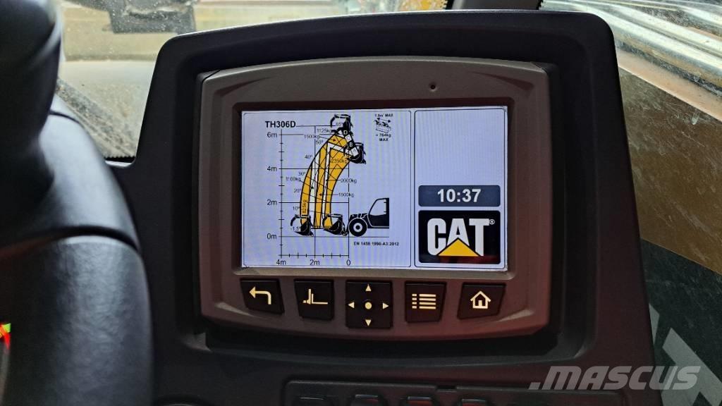 CAT TH306D 農業用テレハンドラー