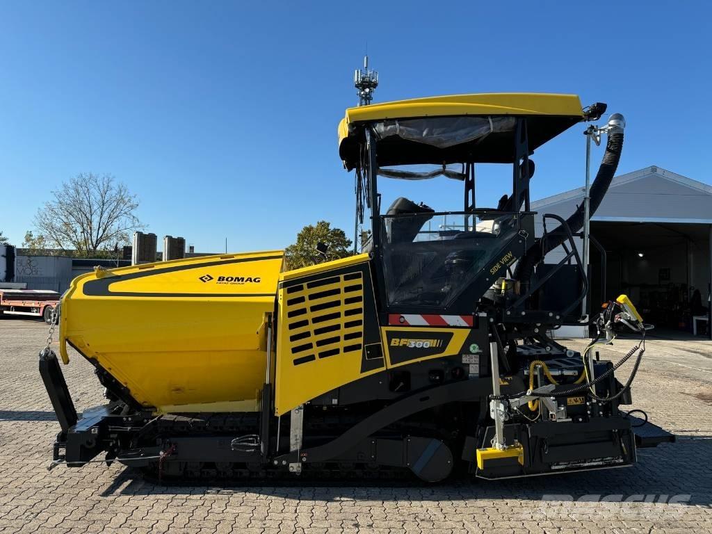 Bomag BF 300 C-2 アスファルトフィニッシャ