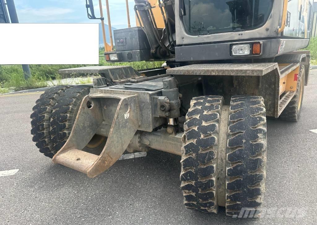 Volvo EW 140 ホイール式油圧ショベル（パワーショベル・ユンボ・バックホー）