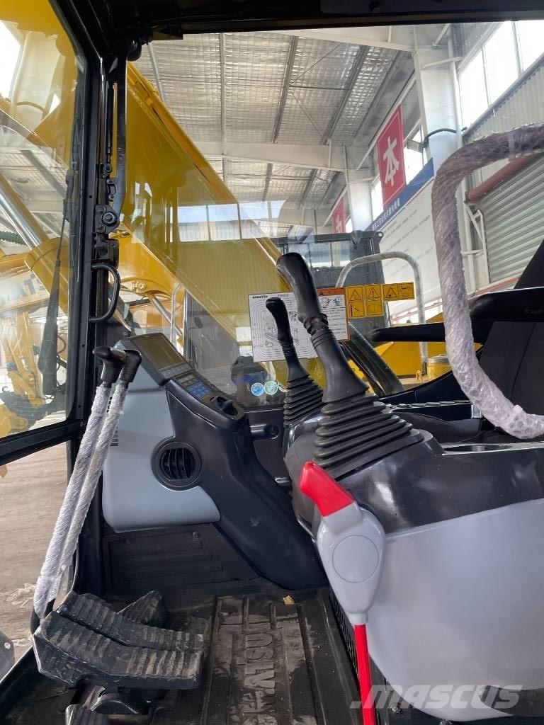 Komatsu PC 70 中型油圧ショベル 7ｔ-12ｔ（ユンボ・パワーショベル・バックホー）