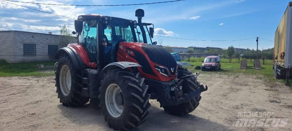 Valtra T-175 A トラクター