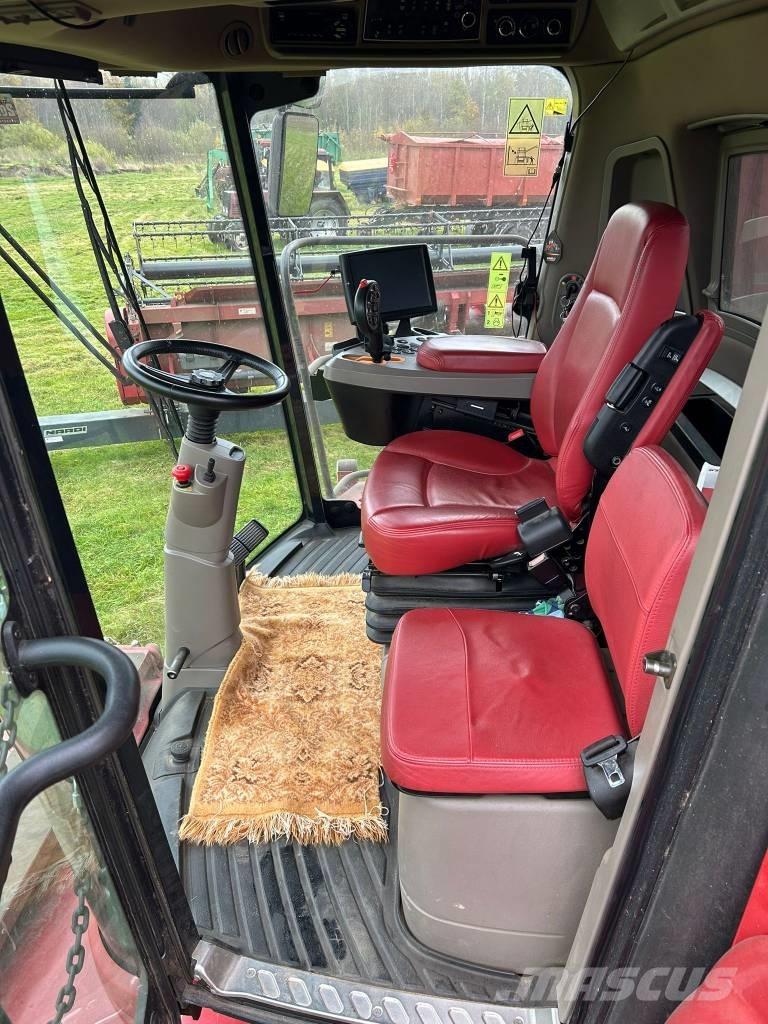 Case IH 8250 コンバイン